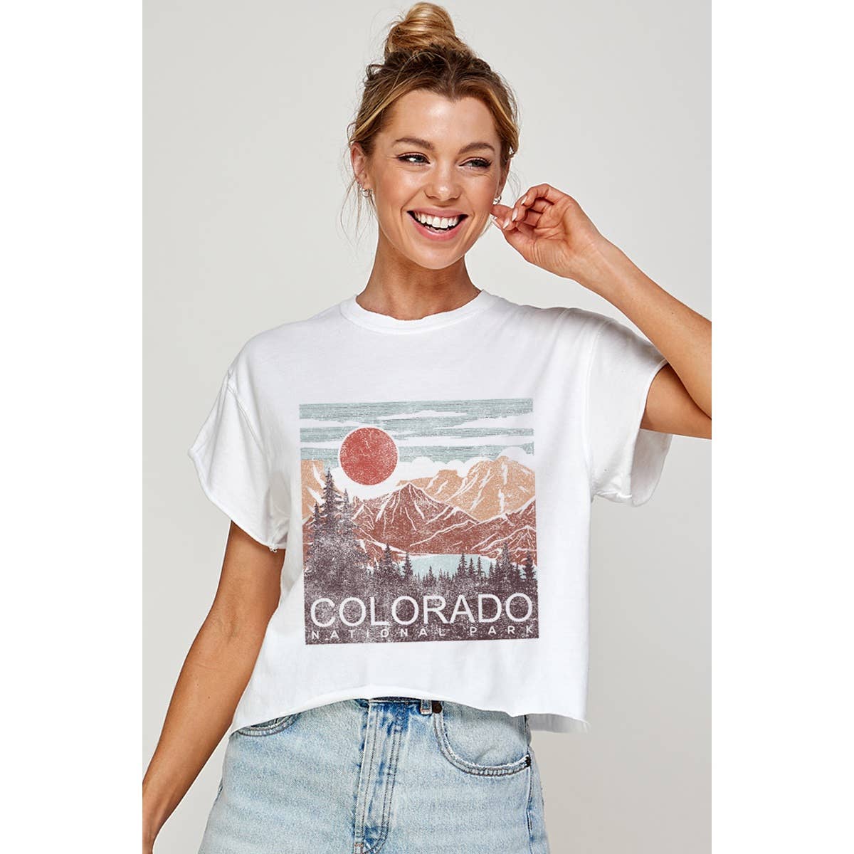 Colorado Vintage  Graphic Crop Top
