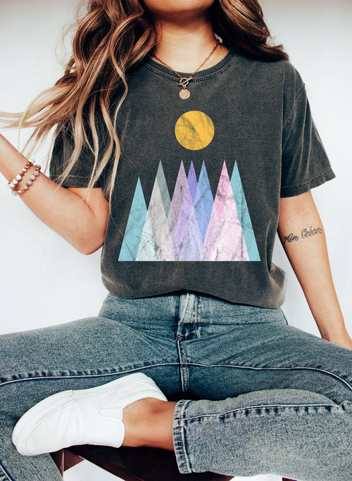 Abstract Pastel Mountains and the Sun T-Shirt