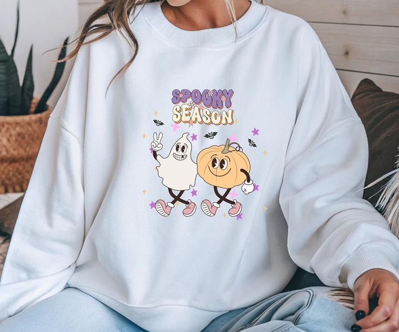 Gildan Retro Spooky Season Comfortable Fit Loose Vintage Print 50 50 Cotton Poly Casual Top T-Shirts