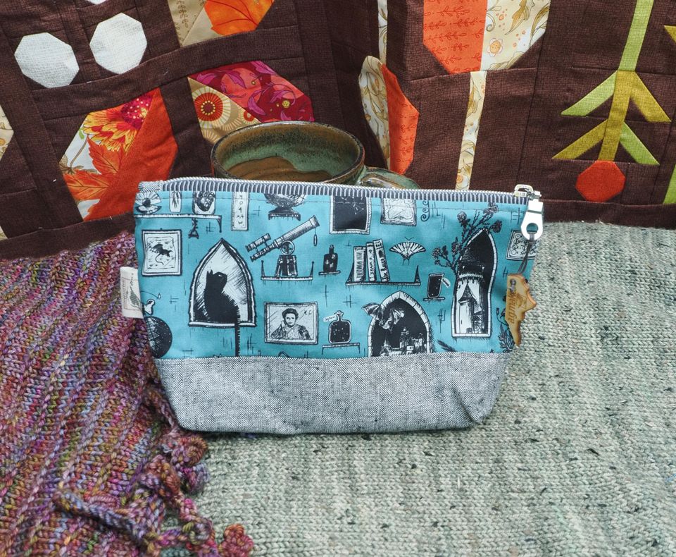 Essential Pouch Medium