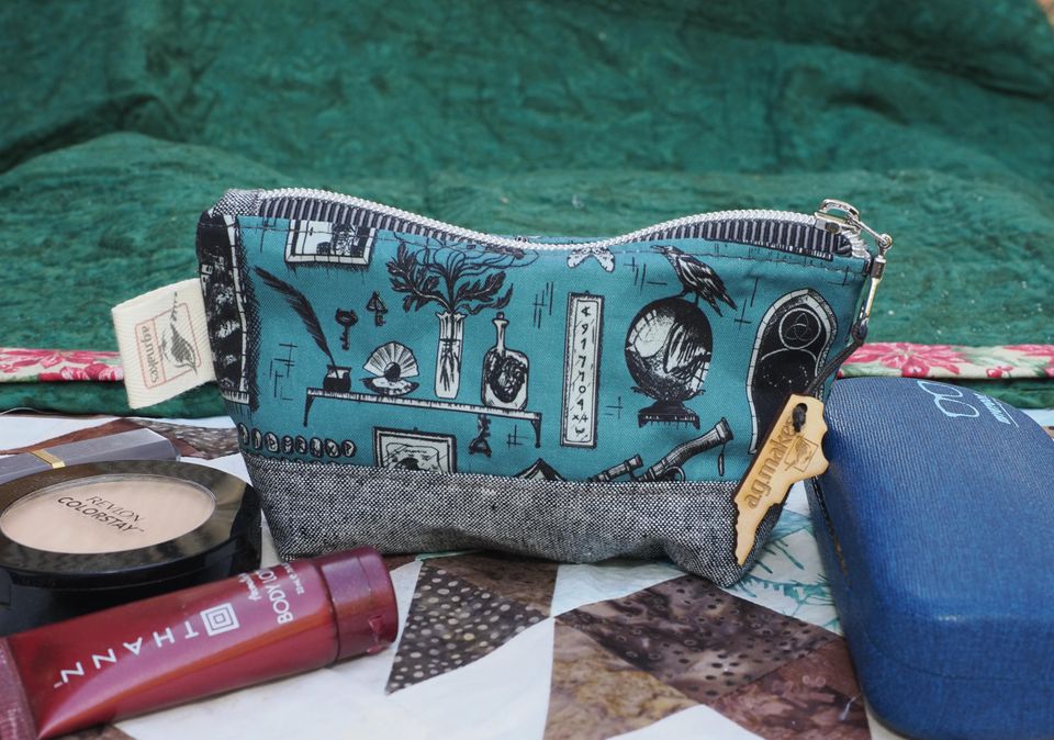 Essential Pouch Small - 2