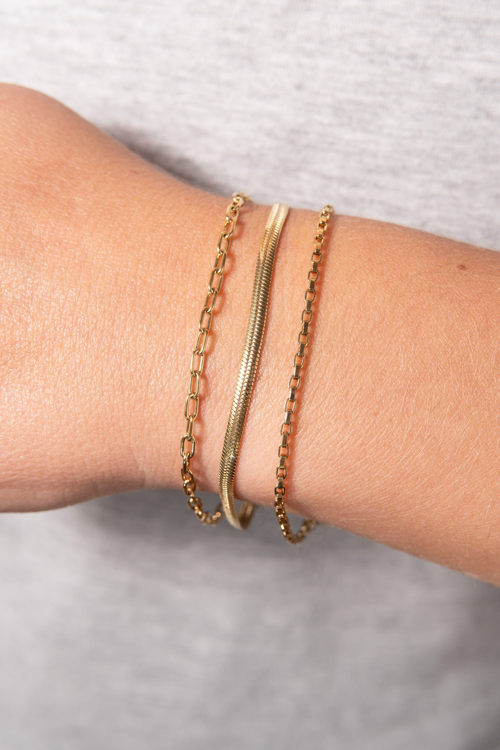 Everyday Box Link Chain Bracelet T-Shirts