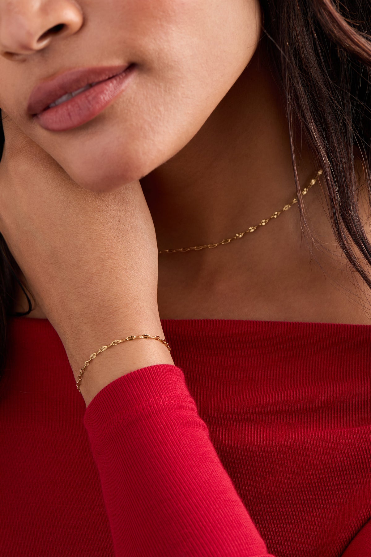 Multi Faceted Chain Bracelet T-Shirts
