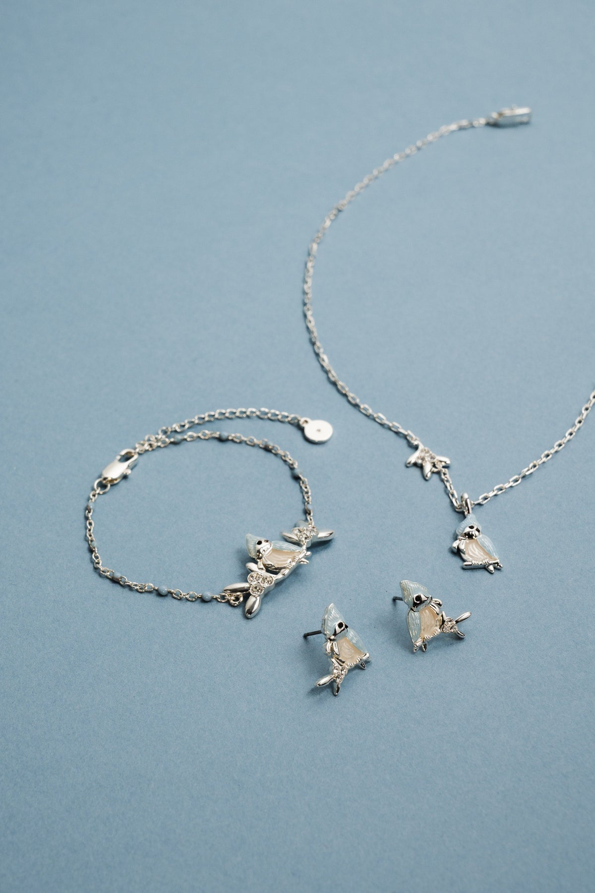 Tufted Titmouse Bird Bracelet T-Shirts