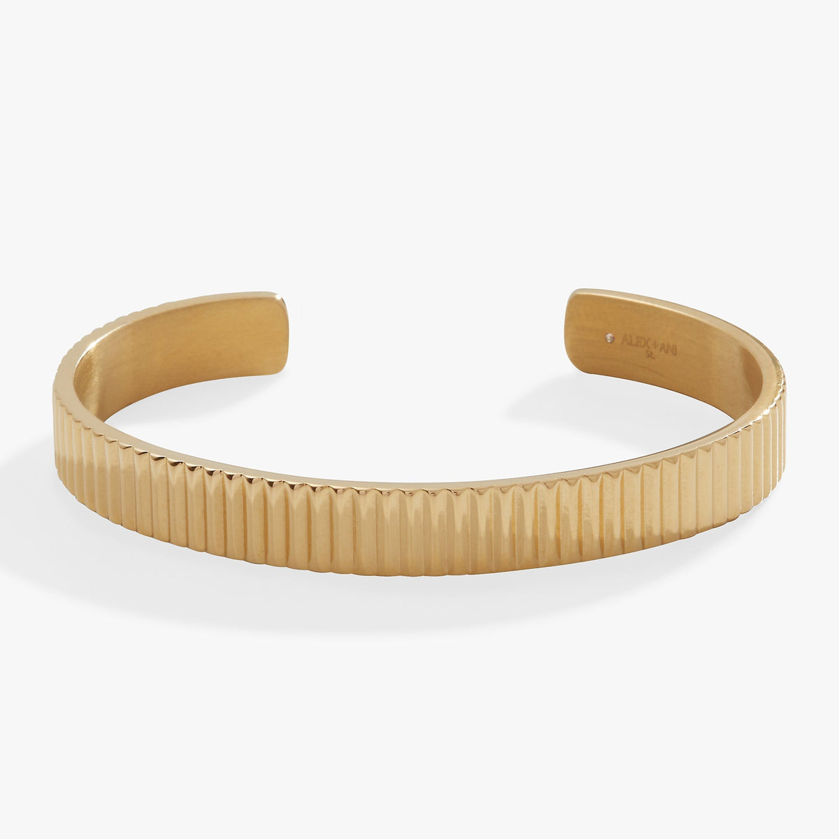 Textured Cuff Bracelet T-Shirts