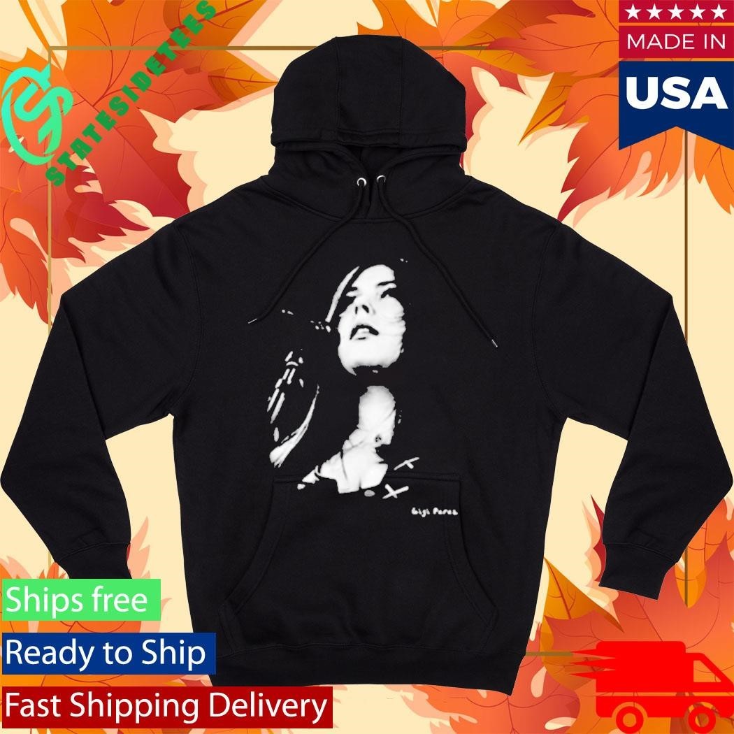 Gigi Perez Tour Photo Shirt Unisex , , , Long Sleeve Tee