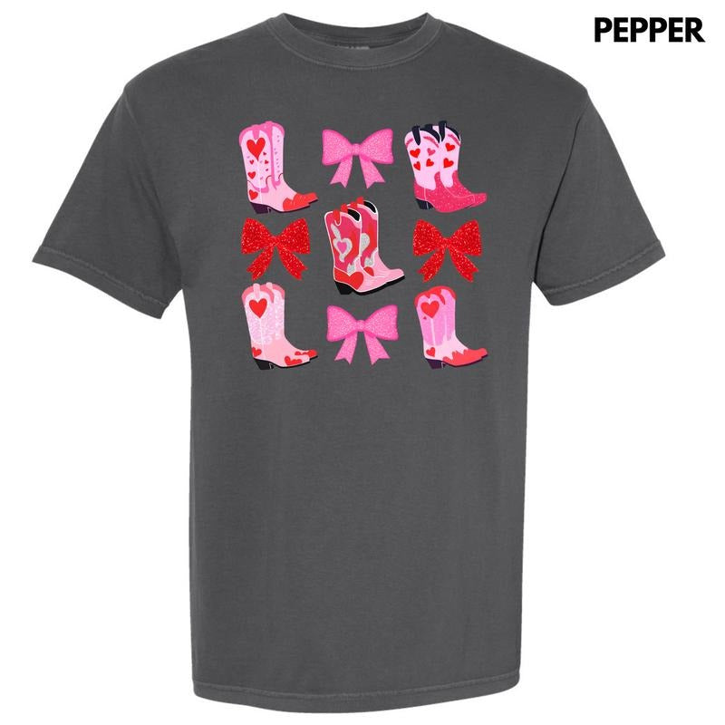 Heart Boot Bow Collage Comfort Colors 'NLB' T-Shirts