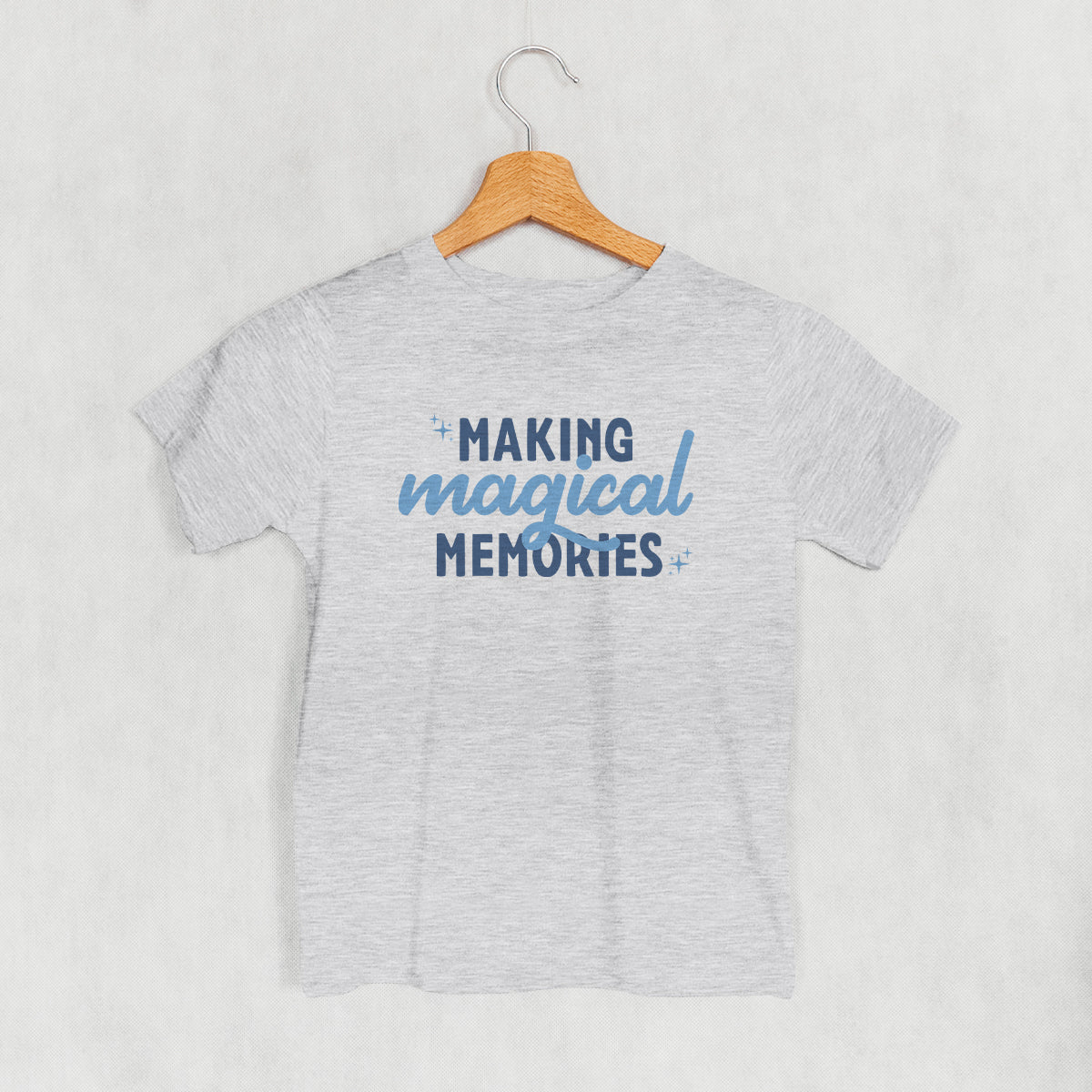 Making Magical Memories (Blue) () T-Shirts