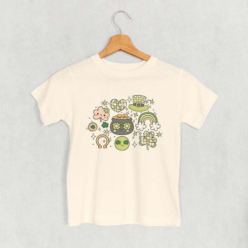 Pastel St. Patricks Doodles () T-Shirts