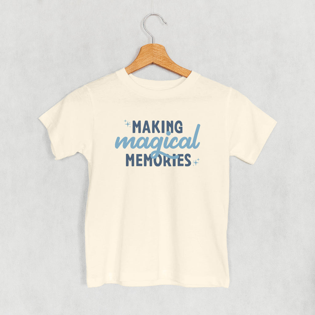 Making Magical Memories (Blue) () T-Shirts