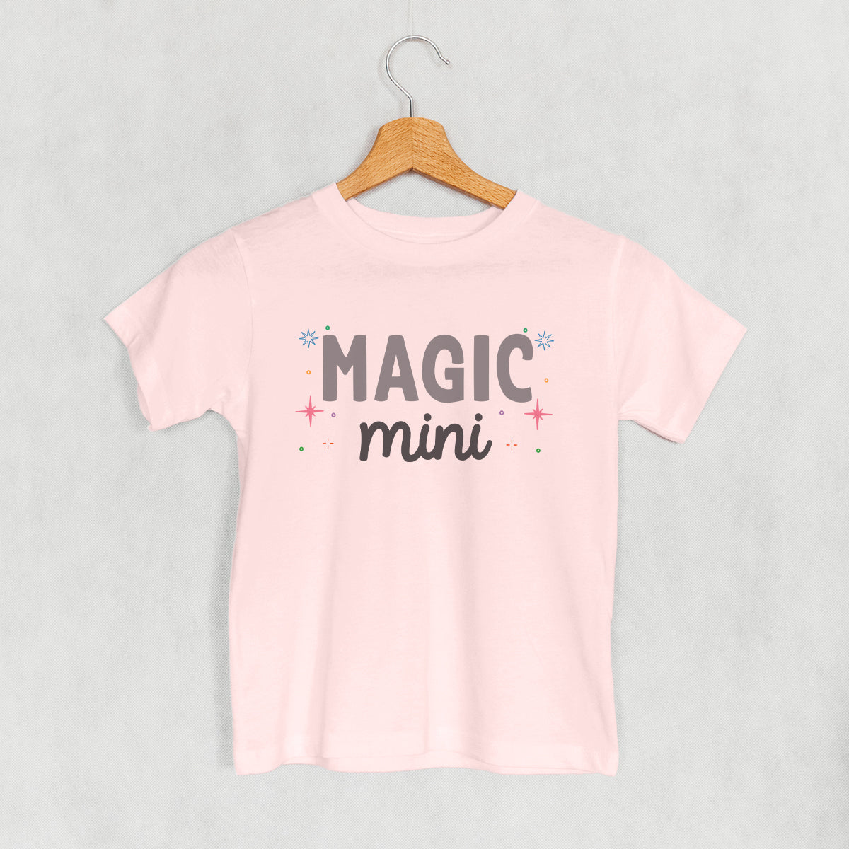 Magic Mini () T-Shirts
