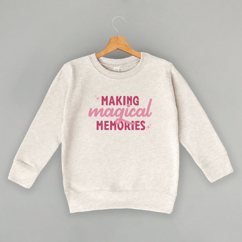 Making Magical Memories (Pink) () T-Shirts