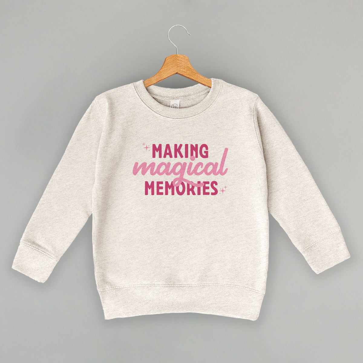 Making Magical Memories (Pink) () T-Shirts