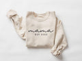 Mama Est 2024 Mom Pregnancy Announcement Cool Mom New Mom Womenswear T-Shirts