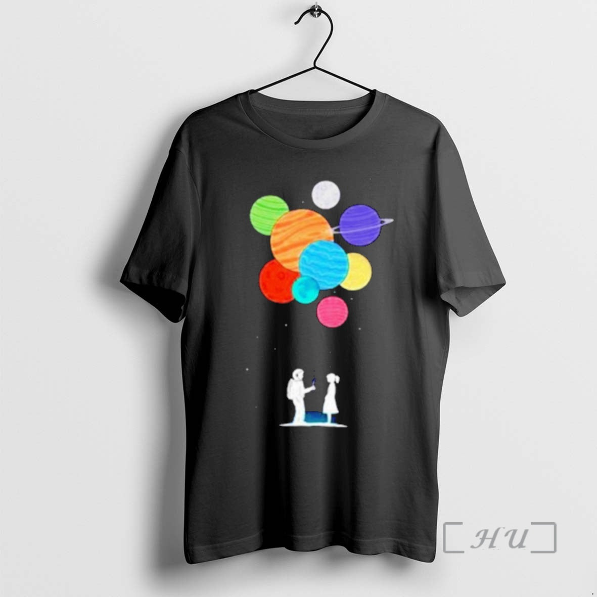 Officials Balloon Planets