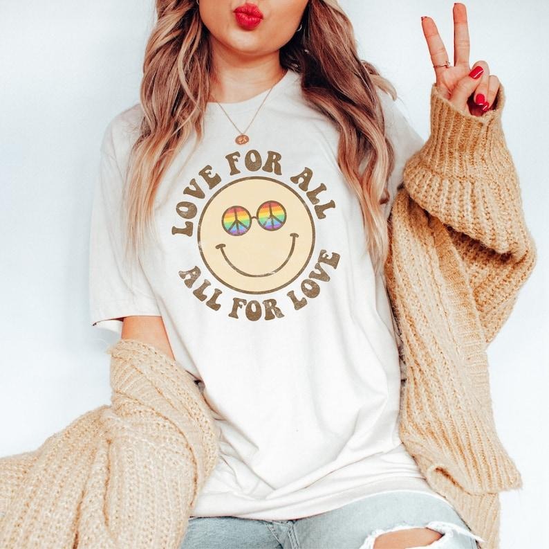 Retro Gay Pride Shirt Groovy Pride Shirt Love All LGBTQ Ally Shirt Bi Pride Gay Ally T-Shirts