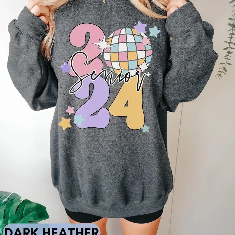 Senior 2024 Retro Class 2024 Groovy Disco 2024 Graduation Sweat Shirt Back School Senior T-Shirts