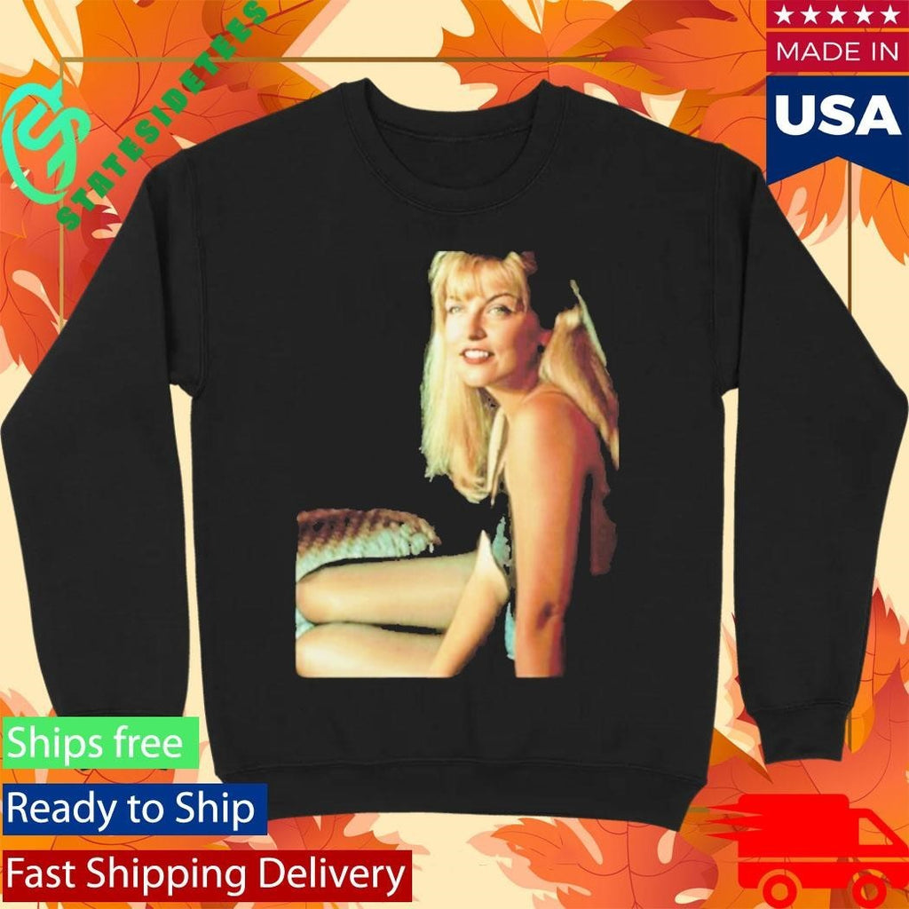 She Would Die For Love Shirt Unisex , , , Long Sleeve Tee
