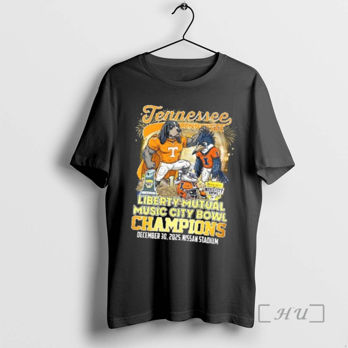 Trending Tennessee Volunteers Beat Illinois Fighting Illini Liberty Mutual Music City Bowl 2025 Mascot