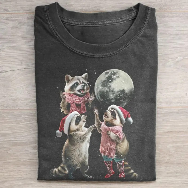 Vintage Three Raccoons Santa Claus Christian Funny Xmas Merry Menswear Top T-Shirts