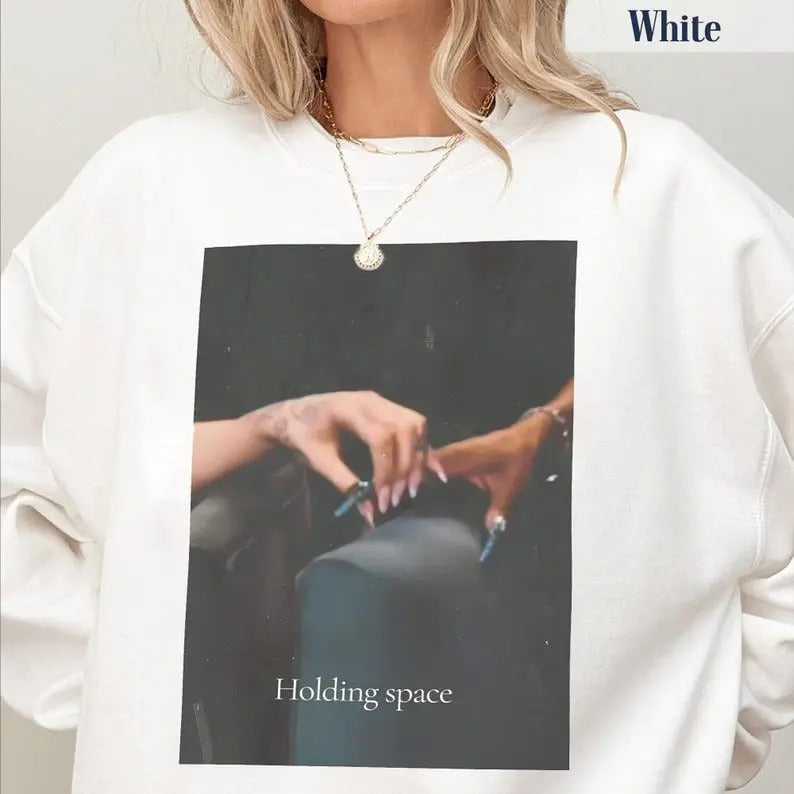 Wicked Holding Space Cynthia Finger Hold Defying Gravity Meme Wicked Movie T-Shirts