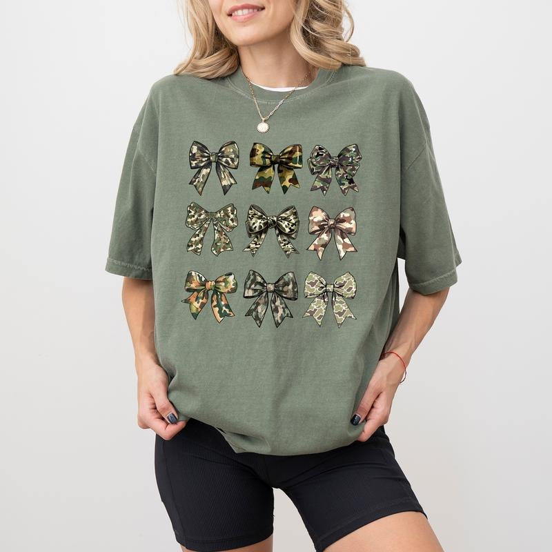 Camo Coquette Bows Hunting Shirt Comfort Colors Camouflage Bows Hunter'S Wife Duck Hunt Tops Cotton Fabric Classic Womenswear T-Shirts
