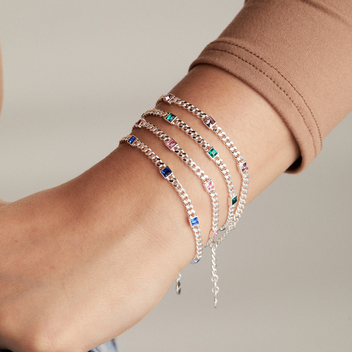 June Birthstone Light Amethyst Curb Chain Bracelet T-Shirts