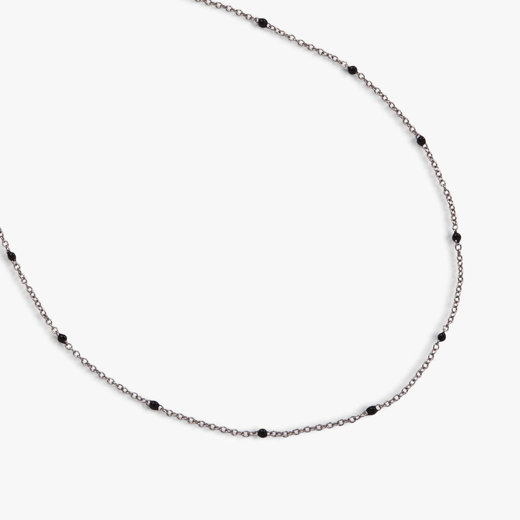 Enamel Black Dot Chain Necklace T-Shirts