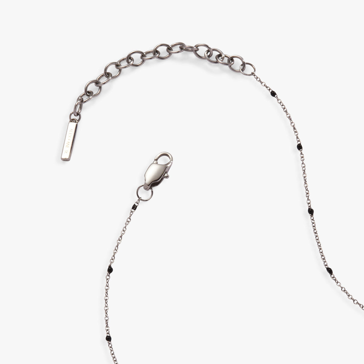 Enamel Black Dot Chain Necklace T-Shirts