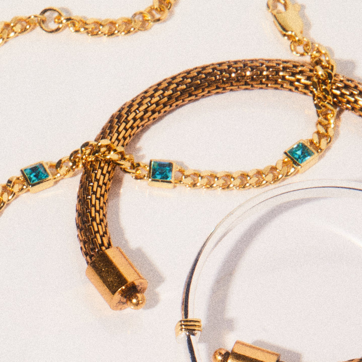 March Birthstone Aquamarine Curb Chain Bracelet T-Shirts