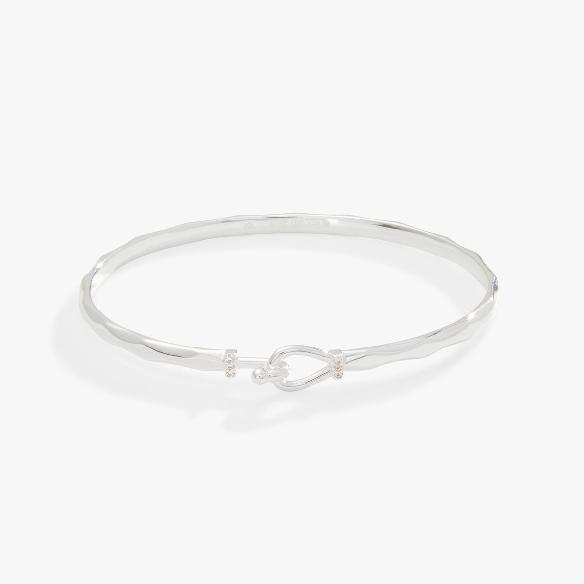 Faceted Hook Tension Bracelet T-Shirts