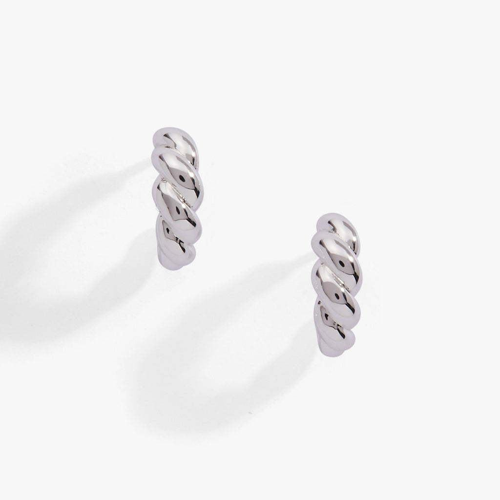 Puffy Rope Textured Huggie Hoop Earring T-Shirts