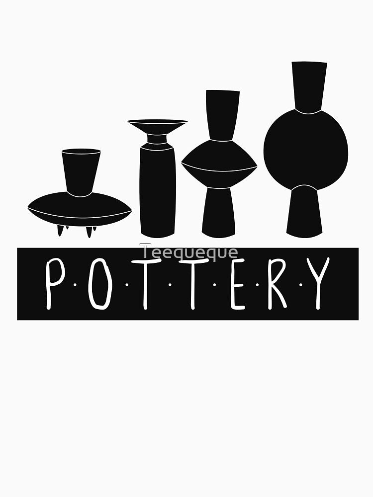 Black pottery studio by Teequeque