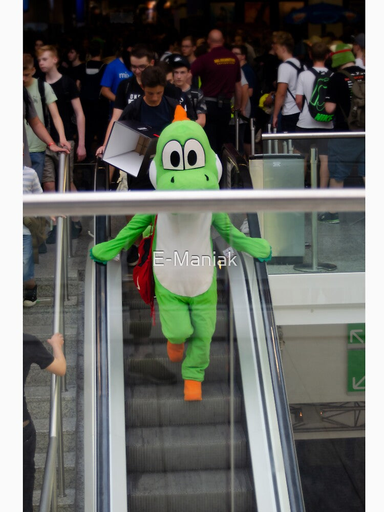 Green Cosplayer by E-Maniak