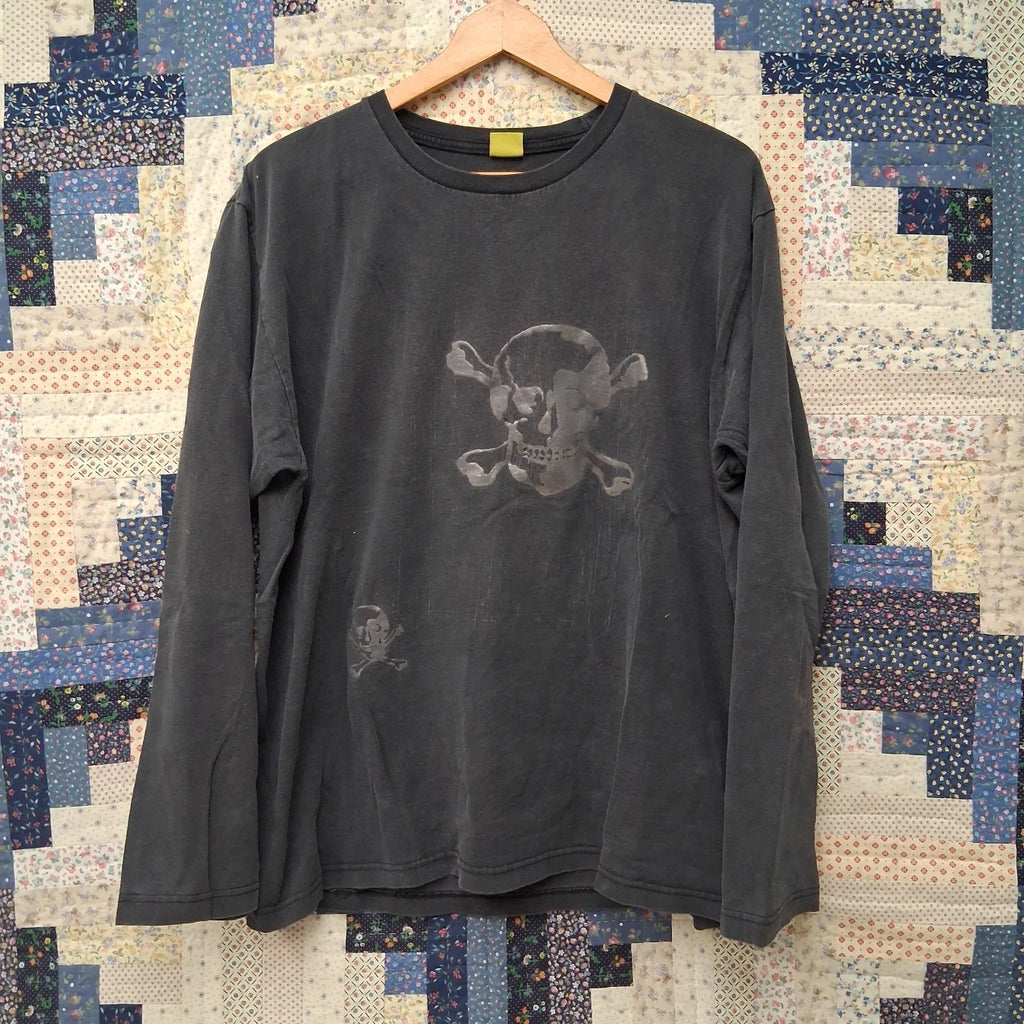 Vintage Y2K Prepare To Scare Skull and Crossbones Long Sleeve Shirt Size XL