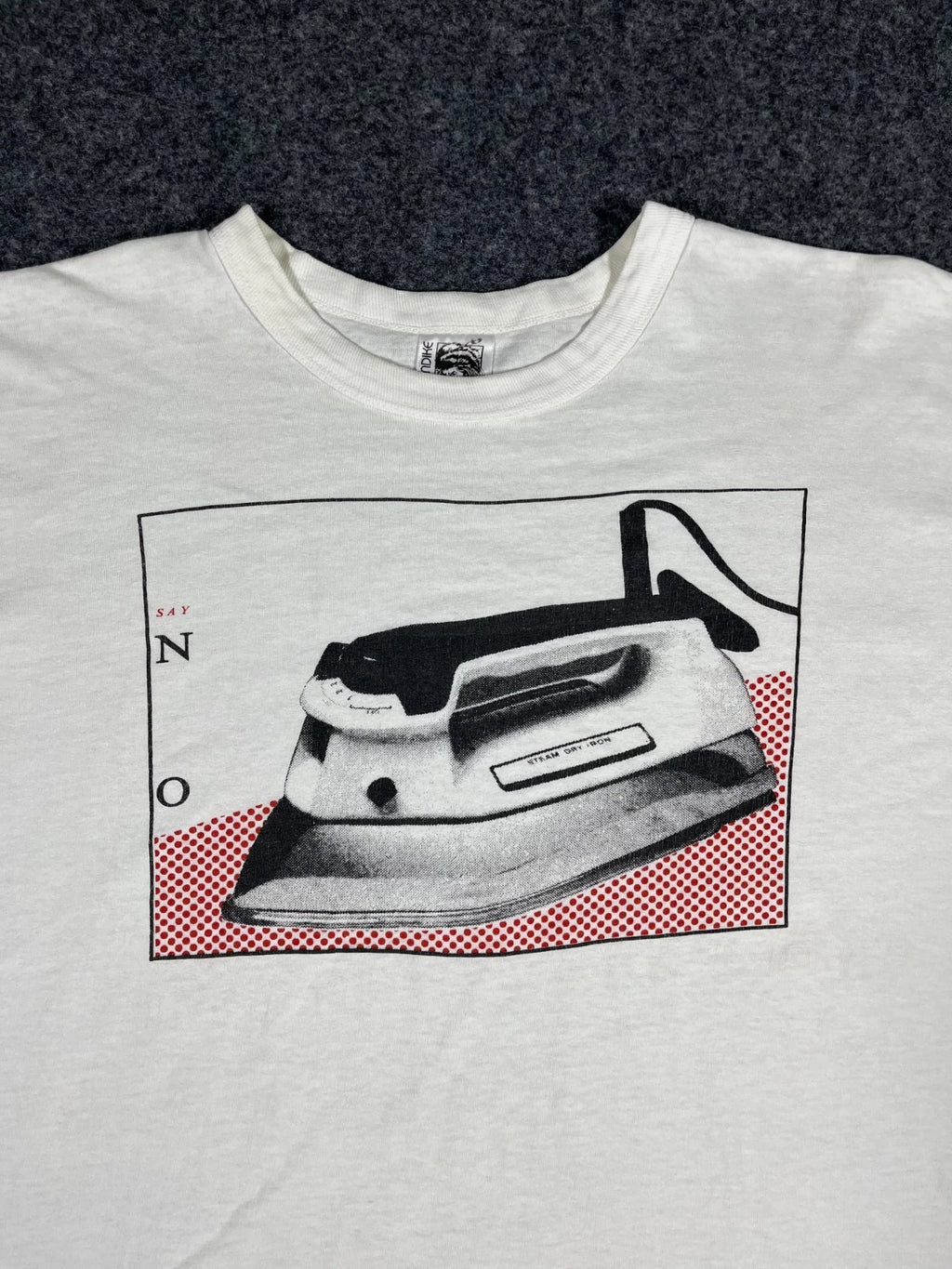 Vintage 90s Pop Art Iron Graphic White T-Shirt XL