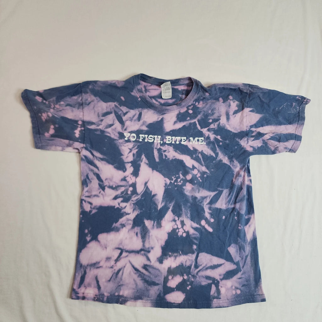 Fishing Shirt Mens Large Acid Wash Blue Funny Text Yo Fish Bite Me Dad Joke