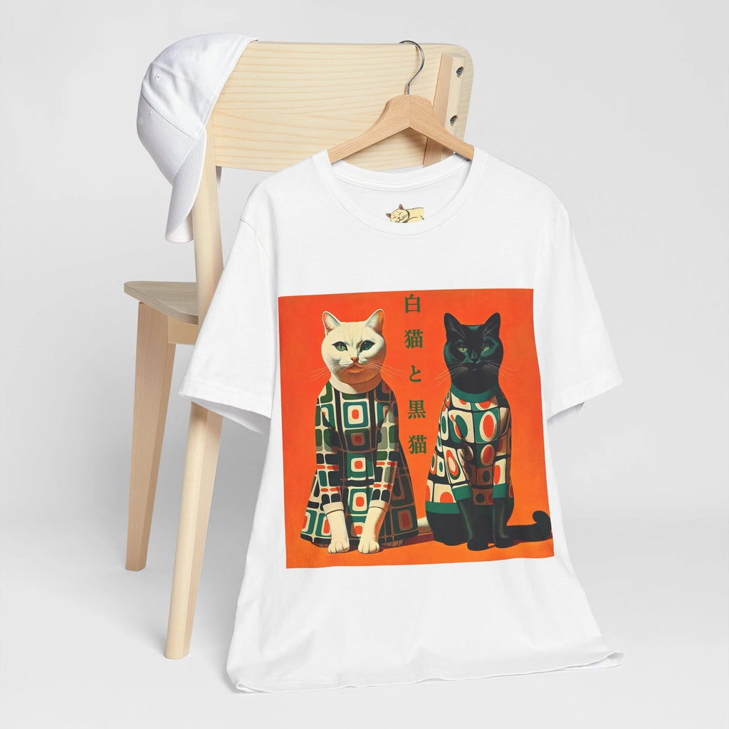 Japanese Cat T-Shirt Retro Cats in Geometric Fashion Tee Kawaii Kanji Neko Japan