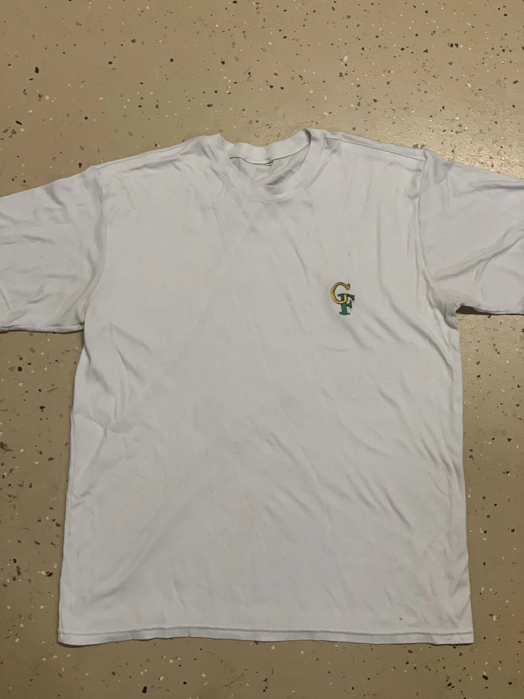 God’s Family Church GF Men Medium White T-Shirt Religious Green/Yellow Embroider