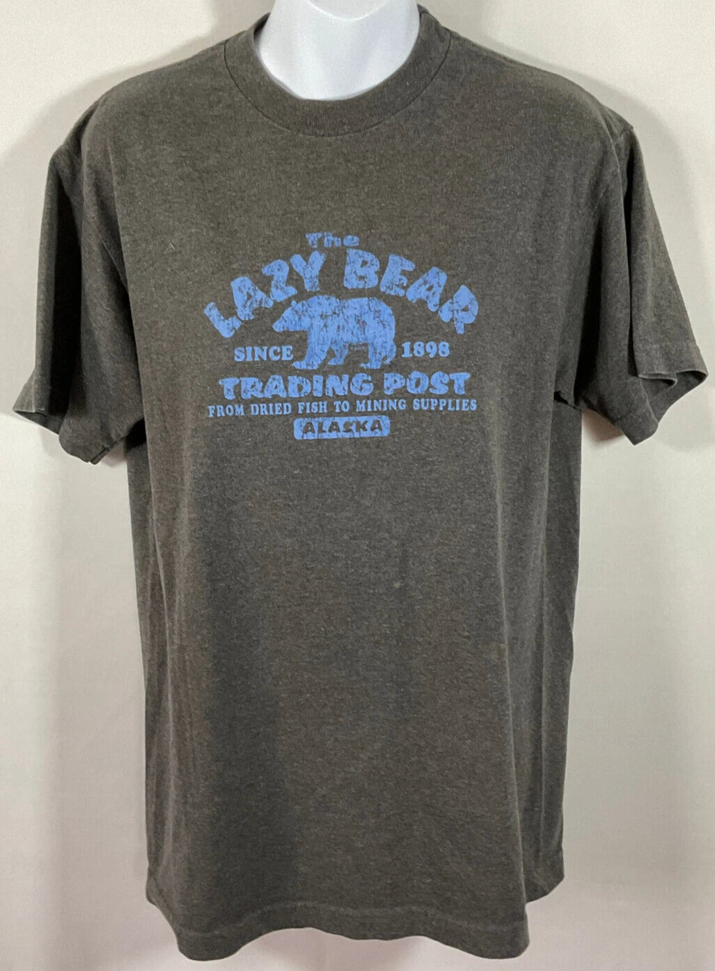 The Lazy Bear Trading Post Alaska Gray T shirt Mens M