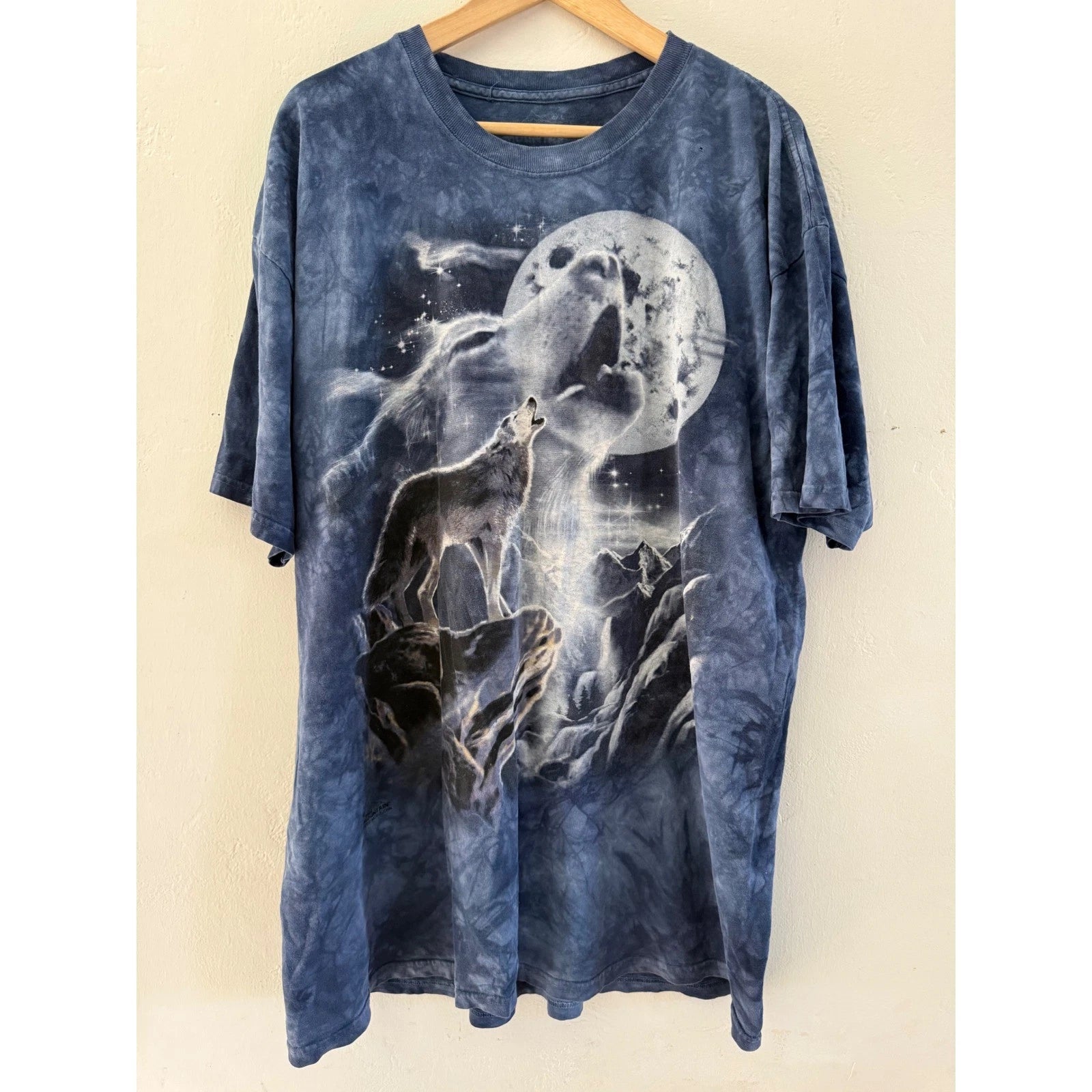 Vintage 2002 The Mountain Wolf Moon Tie Dye T-Shirt Blue Mens XL Graphic Tee