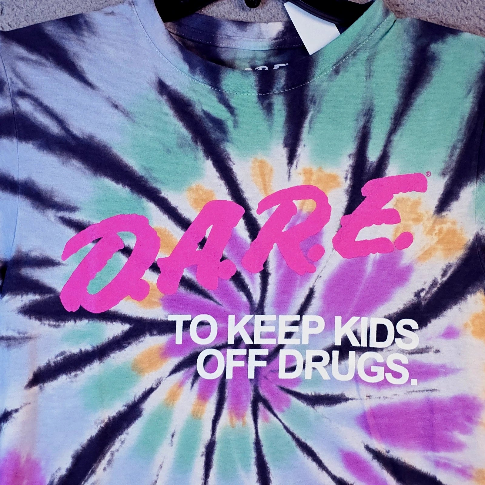 DARE Shirt Mens Small Purple Green Faded KIDS OFF DRUGS Tie Dye 60s Hippie NWT