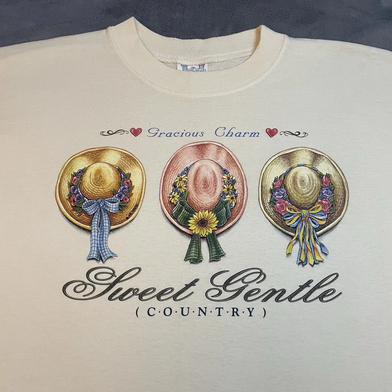Vintage 90s T-Shirt Mens XL Country Style Flowers Ribbons Hats Art Cute USA Made
