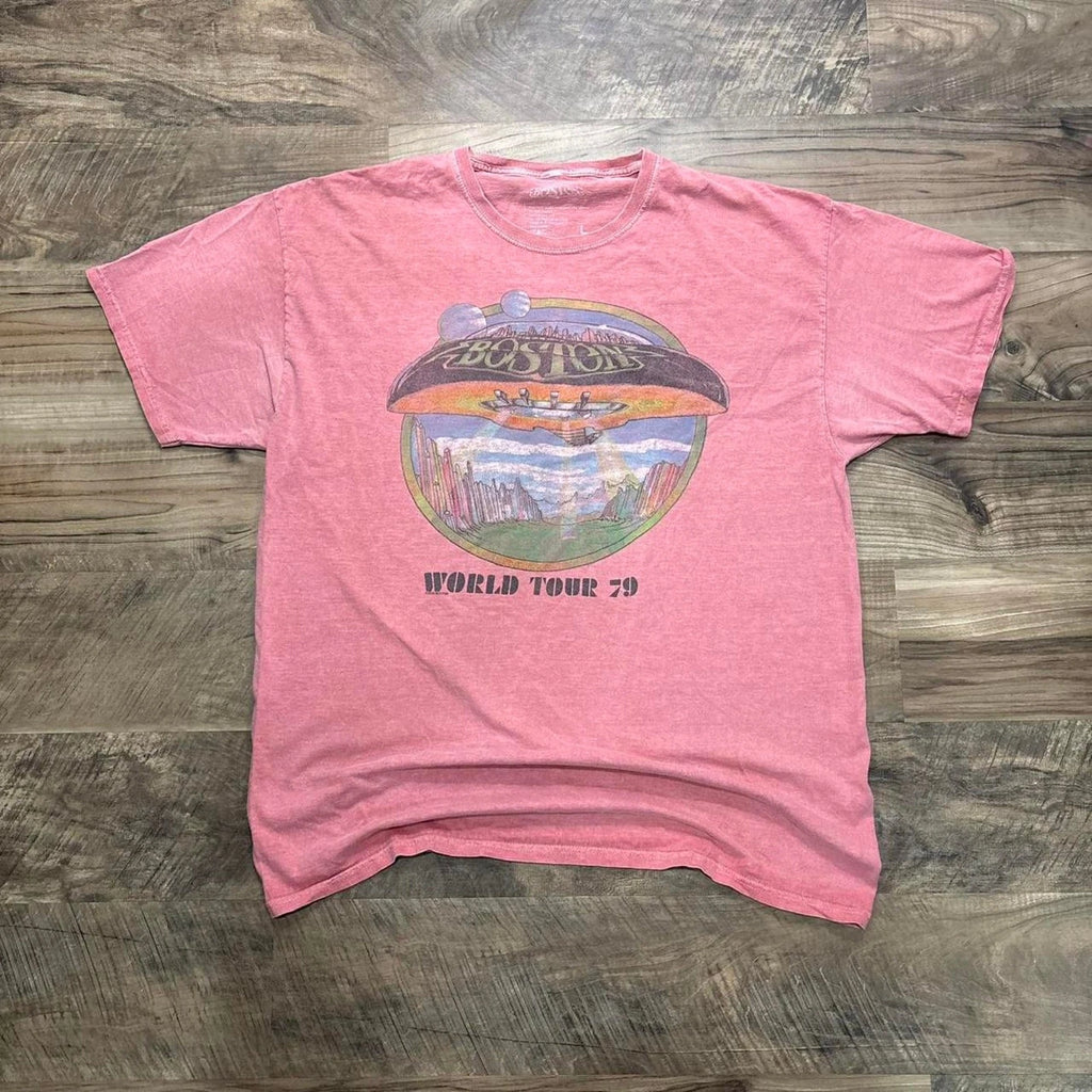 Vintage Y2K Boston World Tour 1979 Reprint Graphic Rock Band T Shirt Faded Large