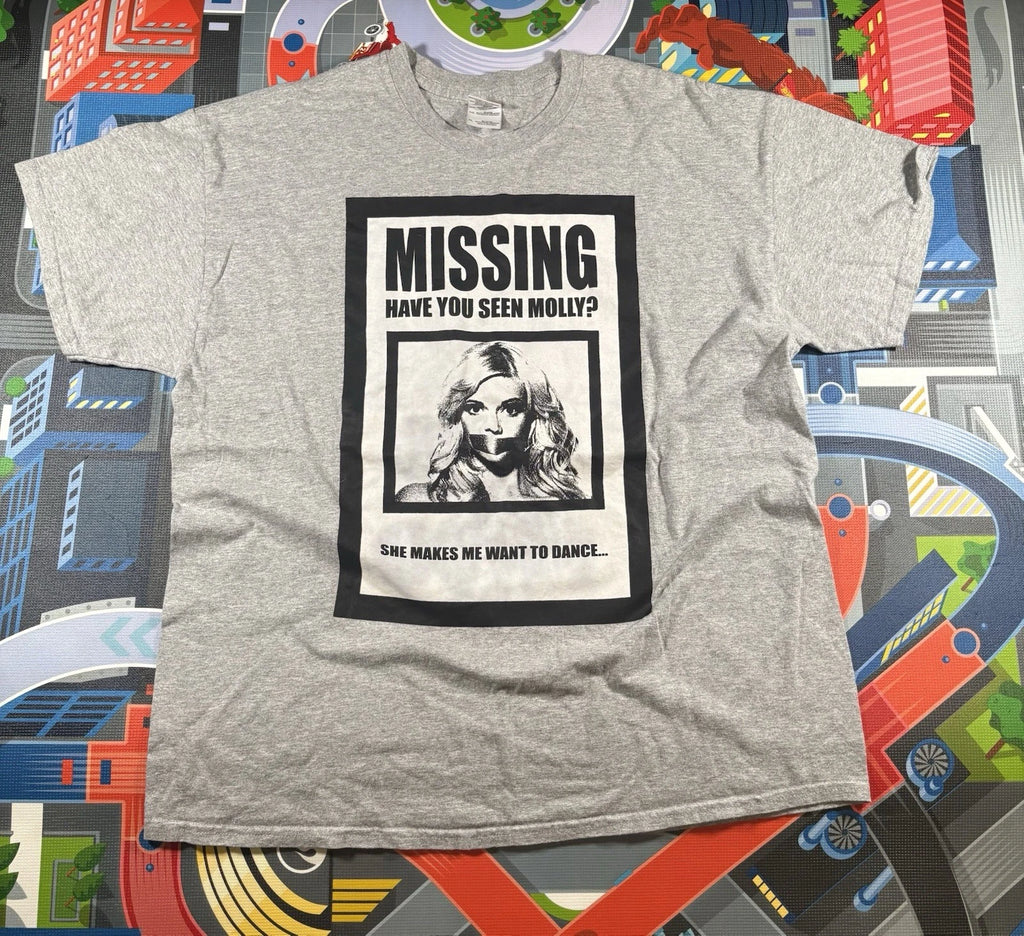 Vintage Y2K Missing “Have You Seen Molly” T-Shirt Size XL