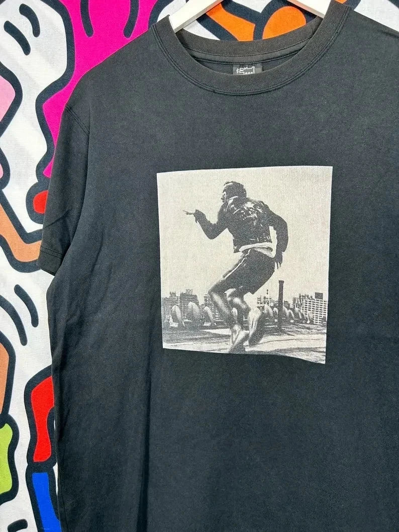 Vintage 2000s Keith Haring Art tshirt size M / POP ART