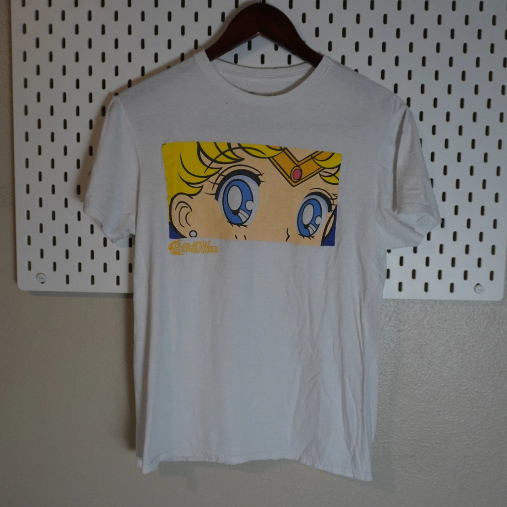 Sailor Moon Anime Eyes Graphic Tee White Short Sleeve T-Shirt Medium