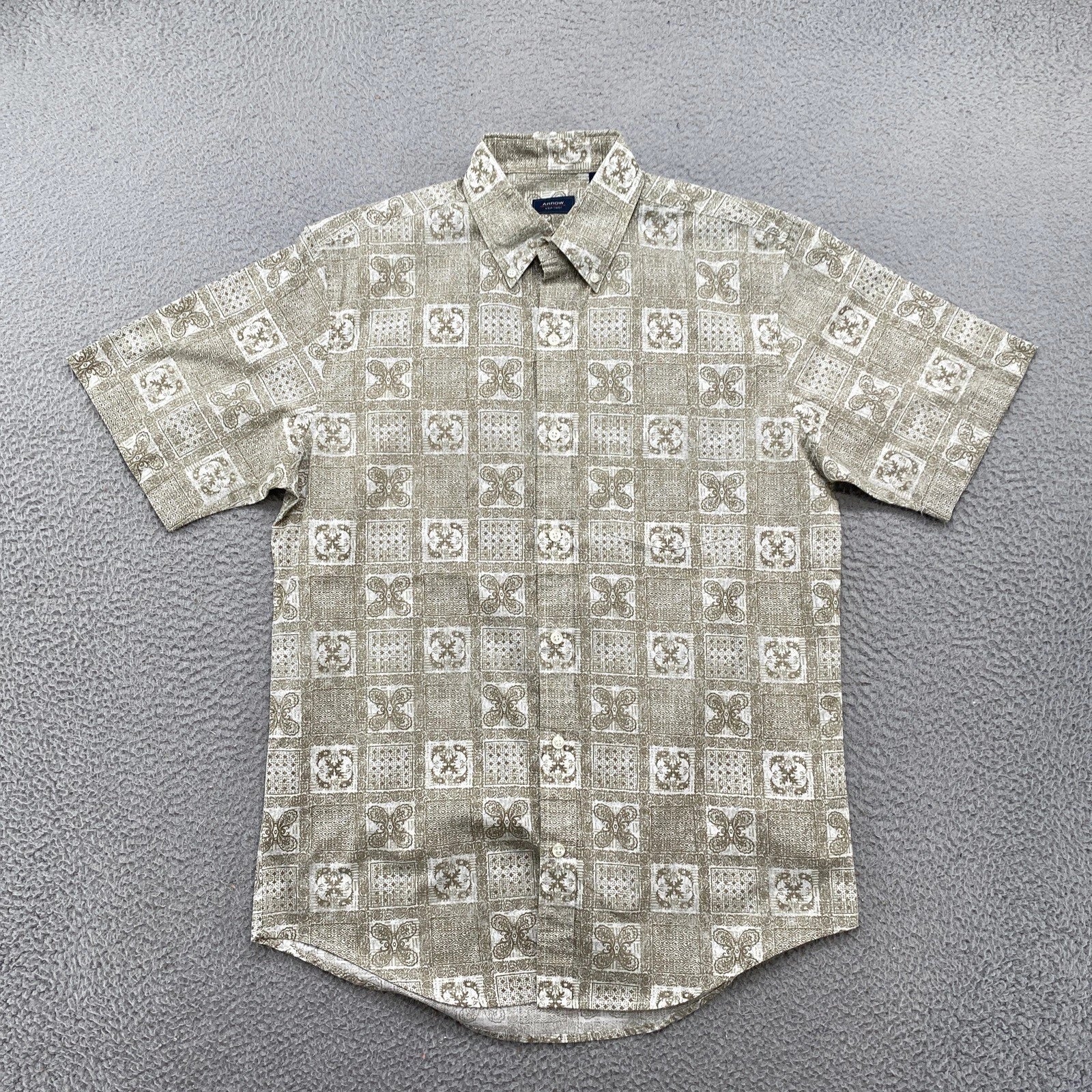 Arrow Men's Button Up Front Paisley Boho Shirt Sleeve Shirt in Size Small