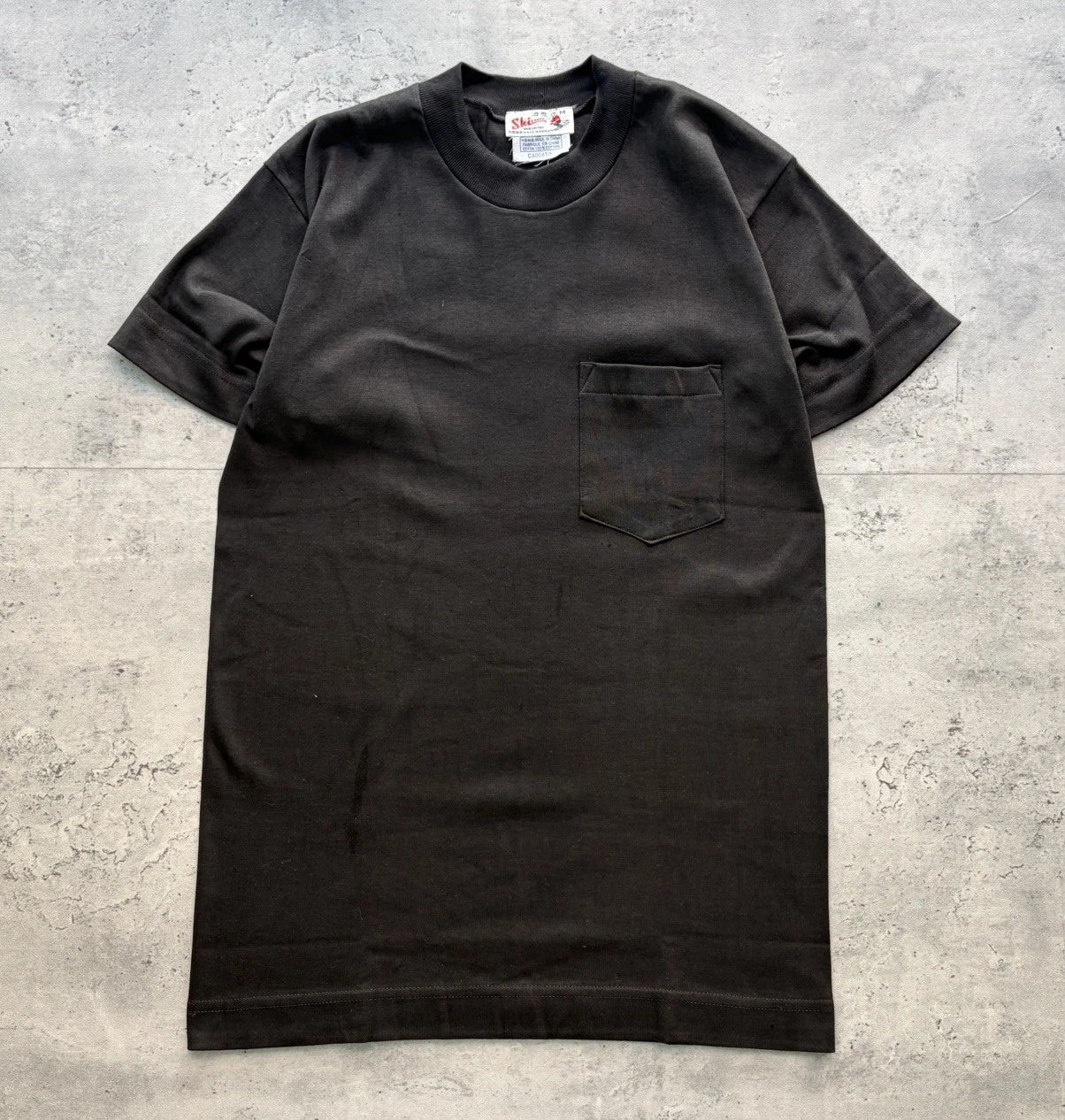 Vintage Pocket T-Shirt 80s Ski Brand Size M - Black