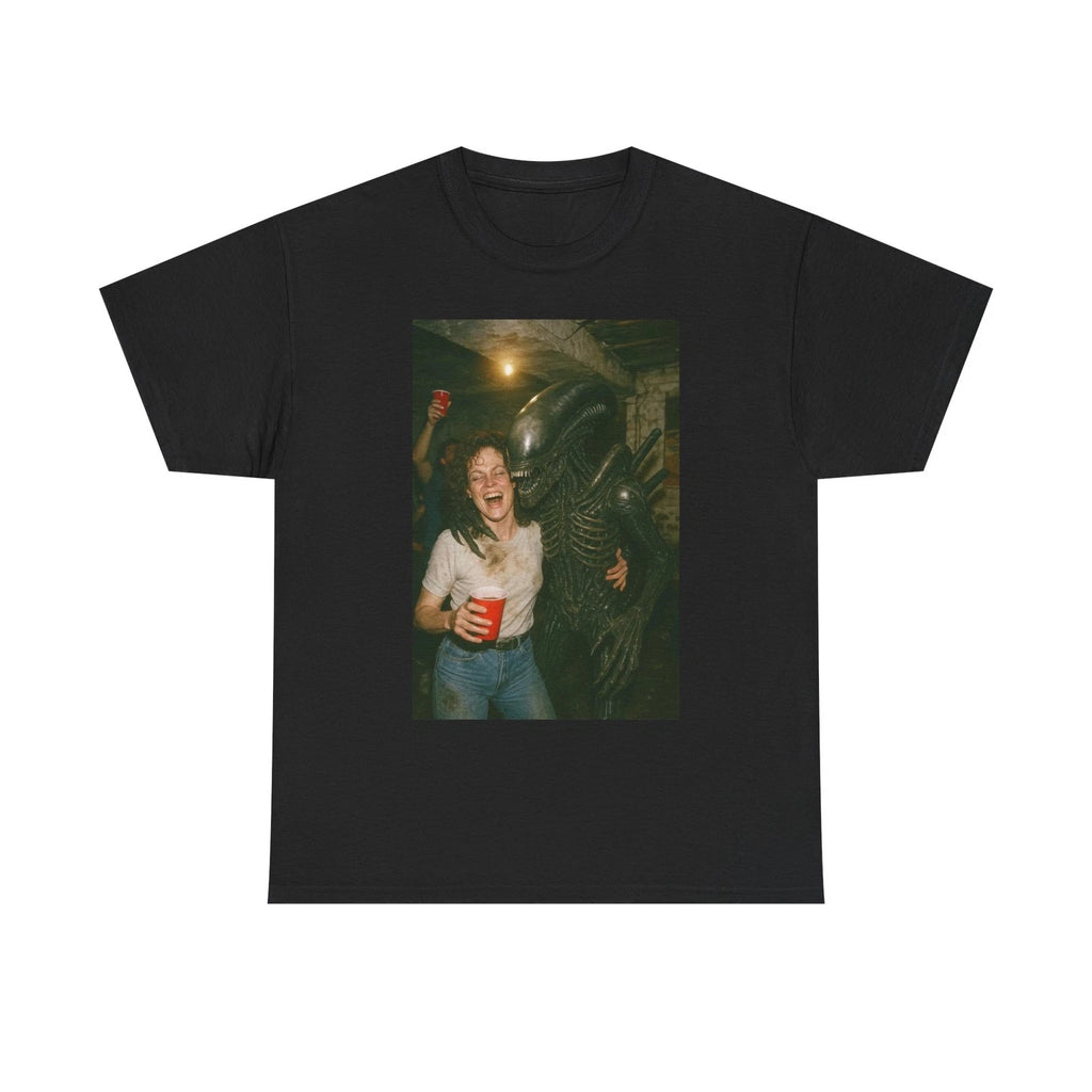 Alien Vs Predator Funny Graphic T Shirt Vintage Movie 90s Heavy Cotton Tee